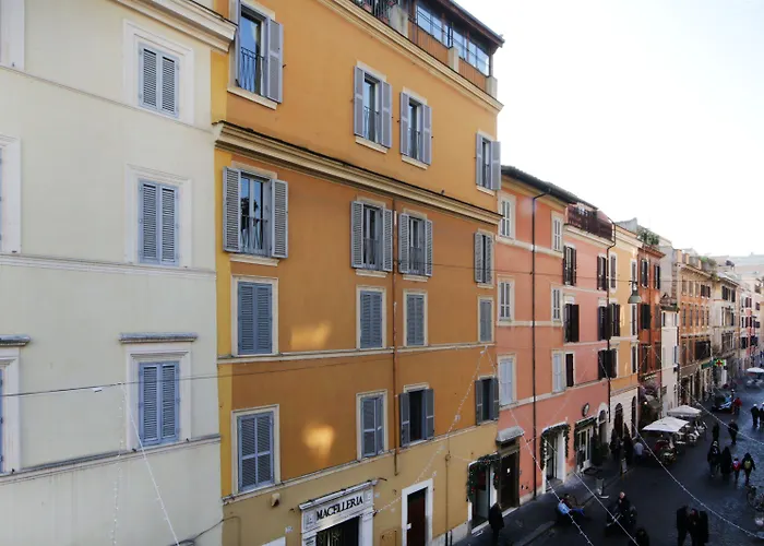Borgo Pio 4*